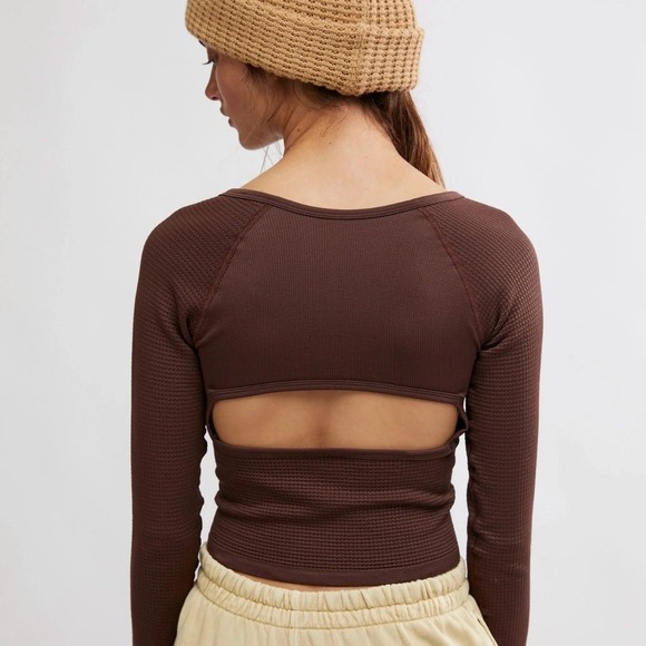 Free People Tops - NWT Free People Movement Bail Out Long Sleeve Layer Crop Top in Cocoa XS Small‎